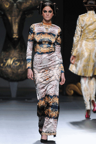 Maya Hansen deslumbra con su desfile de moda